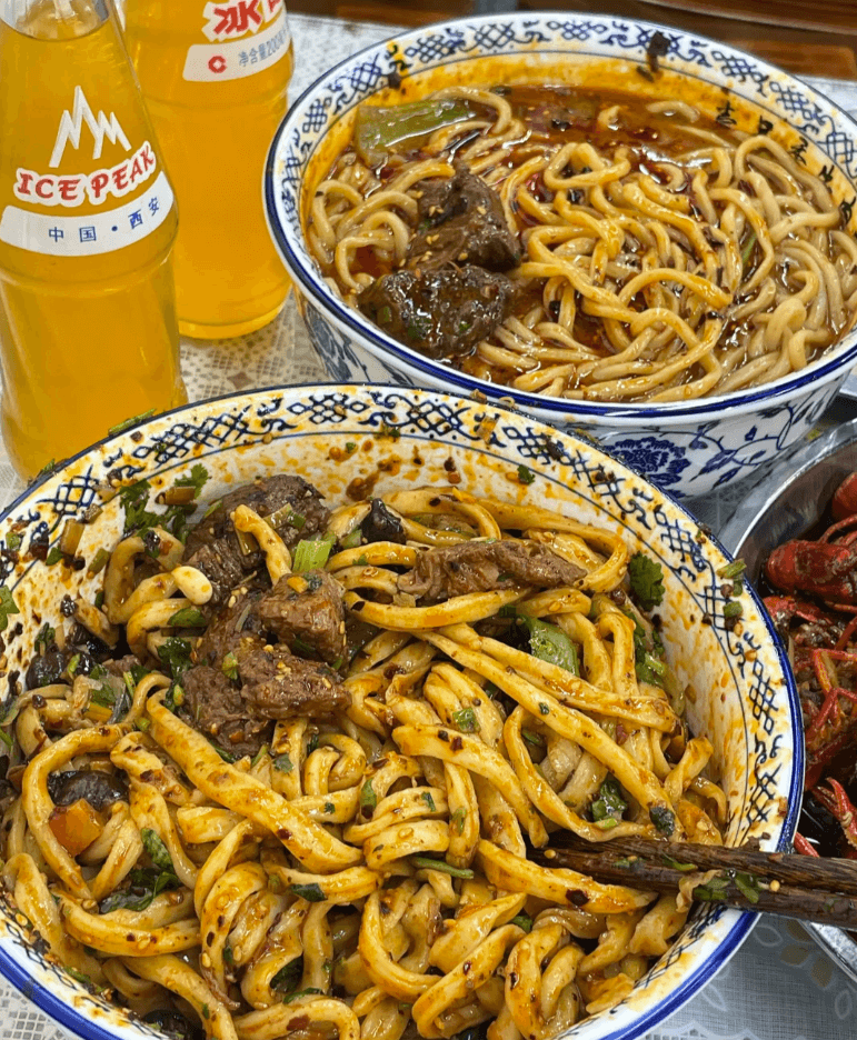 西安麺食作り体験 ── 職人の技を学ぶ！本場の麺料理が手作りできる食の旅