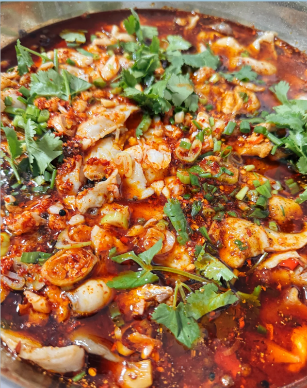 成都・水煮魚（スイズーユー） ──極上の麻辣が奏でる、熱き魂の魚料理