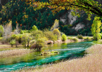 クラシック九寨溝 1日/2日観光ツアー