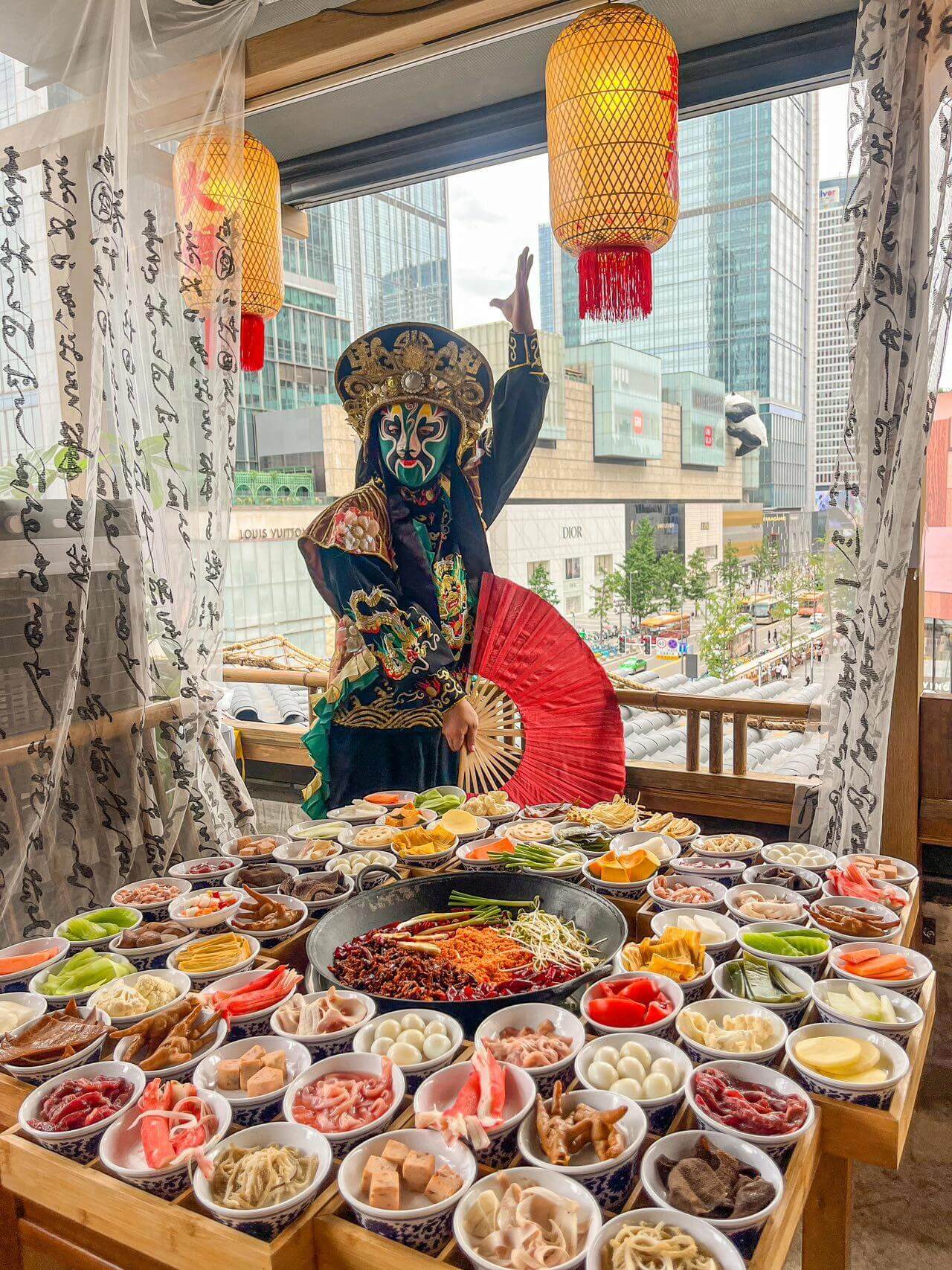 成都・パンダ親子深度体験デー ー 1日ツアー