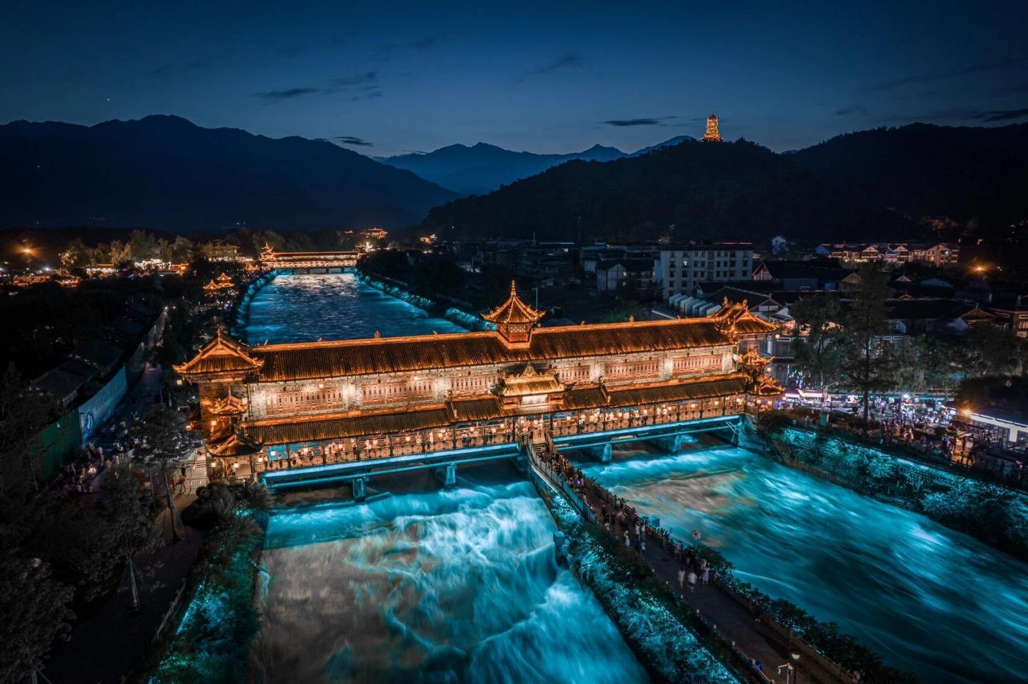 クラシック成都  1日/2日観光ツアー