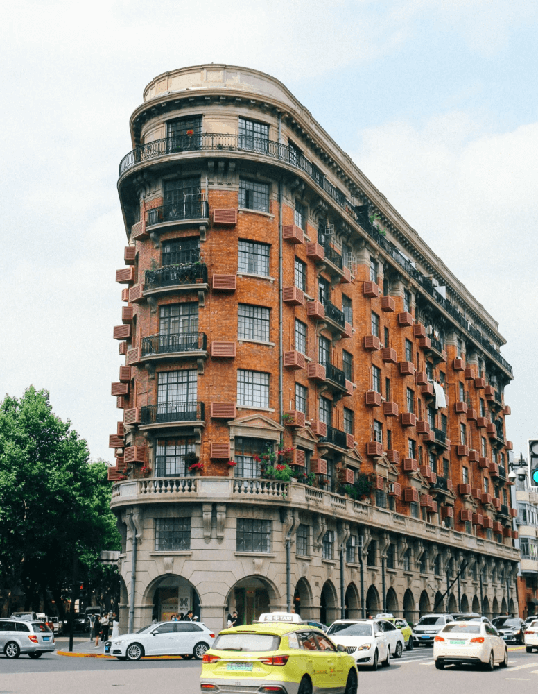 武康路：歴史ある街角でカフェタイム