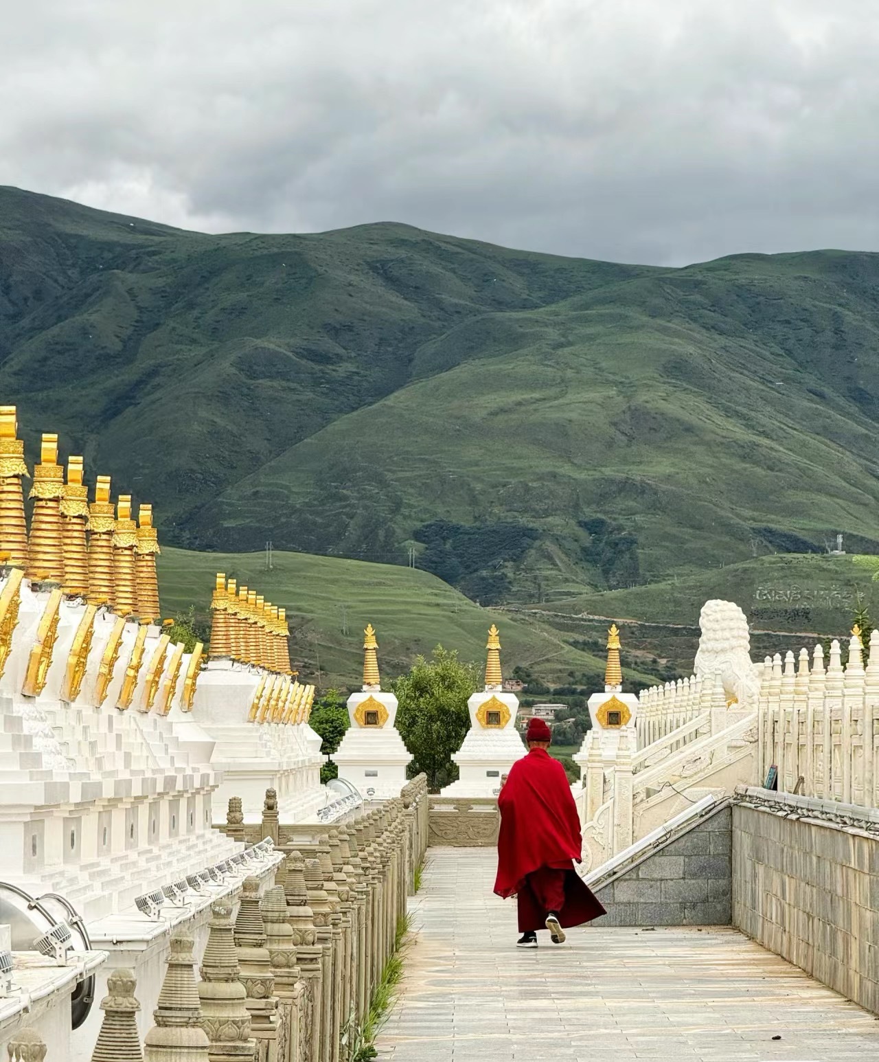[10日間]四川西部一周＆パンダ基地・四川料理,パンダ,四川西部,人気スポット,おすすめ スポット,中国旅行パンダの旅,四川旅行