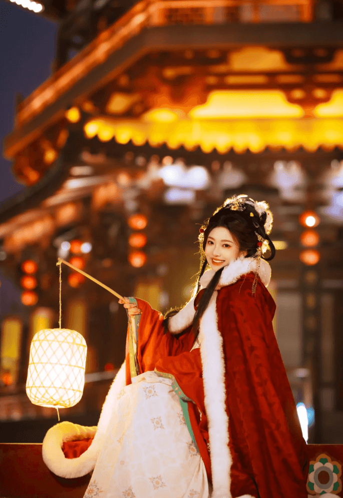 西安唐代衣装体験 ── 長安の貴族に！華やかな唐代文化を着て感じるタイムトラベル 