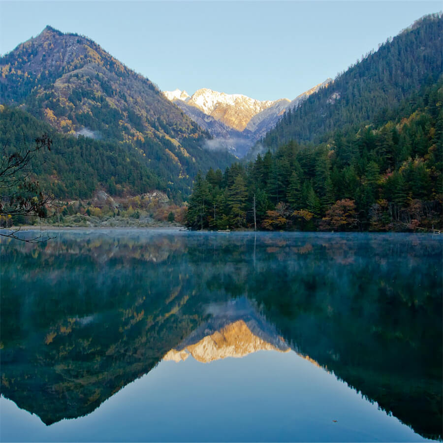 {"default":"九寨溝鏡海"}
