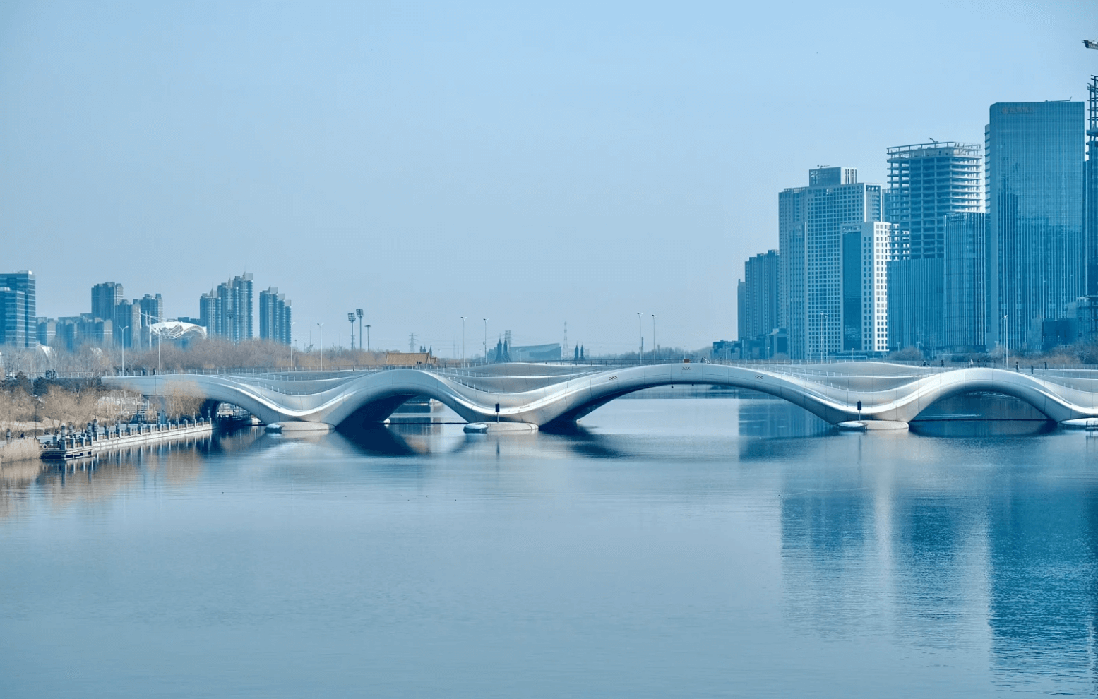 {"default":"北京运河水上ライン"}
