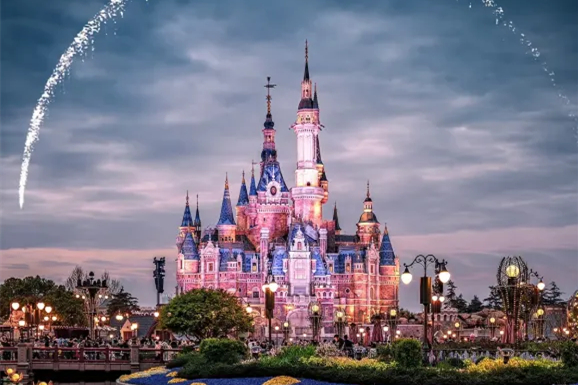 上海ディズニーリゾート ──アジア最新のマジック・キングダムで夢の旅へ
