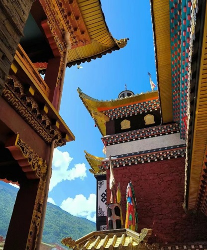 [6日間]四川西部一周！絶景観光ツア・四川料理,パンダ,四川西部,人気スポット,おすすめ スポット,中国旅行パンダの旅,四川旅行