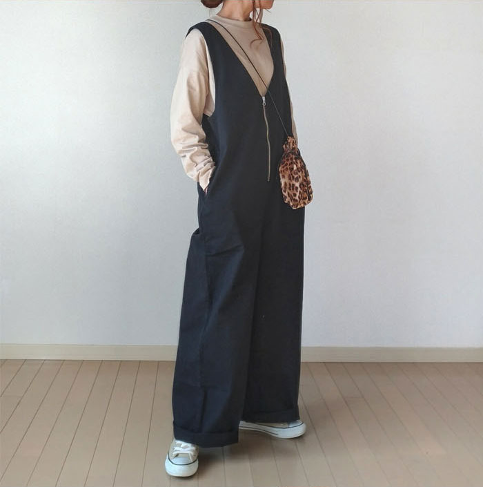 サロペット オールインワン レディース ワイドパンツ きれいめ 黒 大きめ 大きいサイズ ノースリーブ 無地 オーバーオール ロング つなぎ ワイド シンプル ポケット Ｖネック 楽ちん カジュアル 体型カバー 春夏 マタニティ きれいめ ゆったり 大人可愛い 送料無料