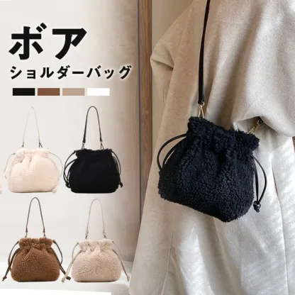 ショルダーバッグ　ボア　2WAY　もこもこ　ハンドバッグ　ボアバッグ　ポシェット　可愛い　ショルダーポーチ　携帯ポシェット　携帯ポーチ　おしゃれ　斜めがけ　大人　旅行　お財布バッグ　小さめ　秋冬　プレゼント　カラー豊富