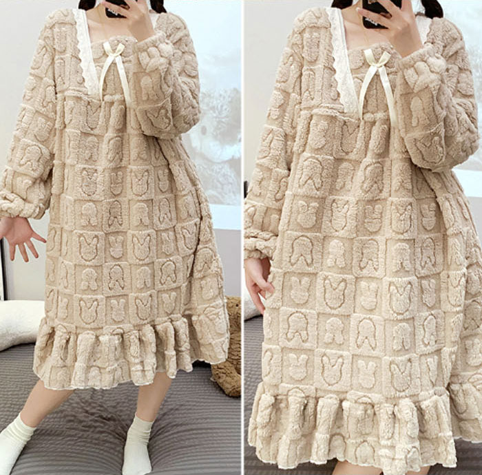 ネグリジェ お姫系 マイクロファイバー ボア 厚め 無地 春秋 冬 長袖 暖かめ 保温性 ナイトウエア ナイトドレス ルームウエア パジャマ 部屋着 北欧風 可愛い 上品 高級 オールシーズン 洗える 肌触りよい おしゃれ 綺麗 大きいサイズ 2L 3L 4L 5L