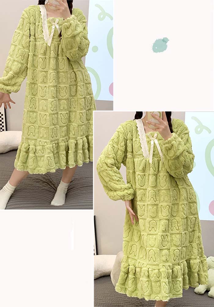 ネグリジェ お姫系 マイクロファイバー ボア 厚め 無地 春秋 冬 長袖 暖かめ 保温性 ナイトウエア ナイトドレス ルームウエア パジャマ 部屋着 北欧風 可愛い 上品 高級 オールシーズン 洗える 肌触りよい おしゃれ 綺麗 大きいサイズ 2L 3L 4L 5L