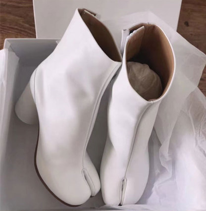 足袋ブーツ ブーツ レディース レザー ショートブーツ 足袋シューズ 足袋 ローヒール ストレッチブーツ 歩きやすい 疲れない ソックスブーツ タビ タビブーツ 秋冬 春 歩きやすい 疲れにくい 大人 上品 ファスナー シルバー 予約販売