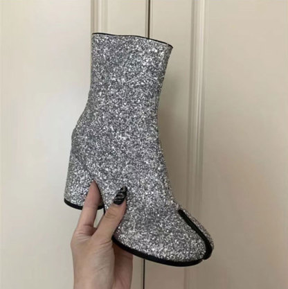 足袋ブーツ ブーツ レディース 本革 ショートブーツ 足袋シューズ 足袋 ローヒール ストレッチブーツ 歩きやすい 疲れない ソックスブーツ タビ タビブーツ シルバー メタリック シューズ 楽ちん 秋冬 春 大きいサイズ 歩きやすい 疲れにくい 大人 上品 シルバー