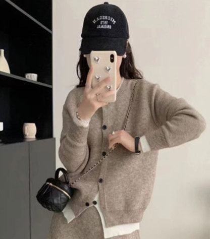 ニットセットアップ パンツ レディース レイヤード風 柔らかい セットアップ スカート スカートスーツ オーバー 秋冬 40代 30代 カジュアル 重ね着風 脚長効果 長袖 ゆったり 保温性 暖かめ 体型カバー 着瘦せ効果 無地 通勤 入園式 送料無料