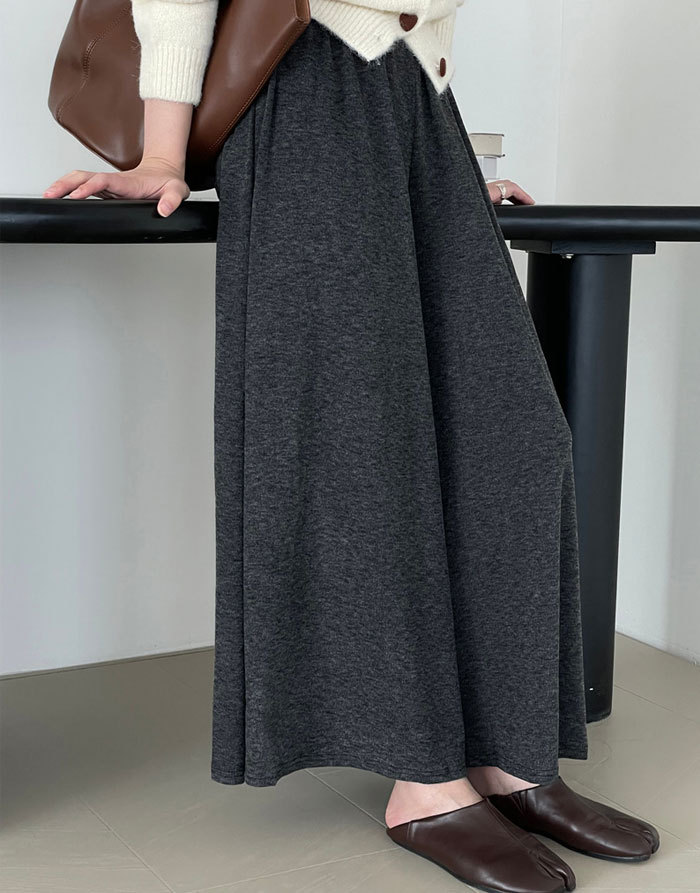 ワイドパンツ スカーチョ レディース スカンツ 春秋 冬 ロング パンツ ガウチョ ボトムス きれいめ フレアパンツ フレア ワイド ガウチョパンツ 体型カバー 細見え 美脚パンツ ロングパンツ ウエストゴム 無地 ゆったり 大人可愛い きれいめ