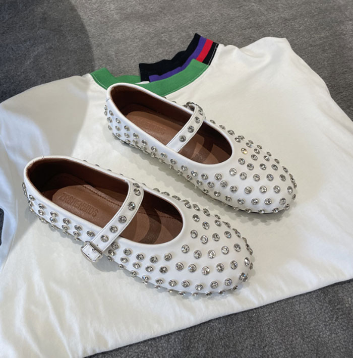 パンプス サンダル レディース スタッズ バレエ パンクリベット バックル フラット ぺたんこ シューズ 夏コーデサンダル サマー 夏 春 靴 軽い 柔らかい 歩きやすい 疲れにくい 痛くない 大人 上品 パーティ ビーチ お出かけ