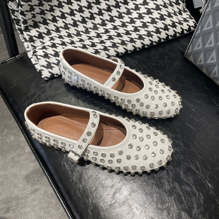 パンプス サンダル レディース スタッズ バレエ パンクリベット バックル フラット ぺたんこ シューズ 夏コーデサンダル サマー 夏 春 靴 軽い 柔らかい 歩きやすい 疲れにくい 痛くない 大人 上品 パーティ ビーチ お出かけ