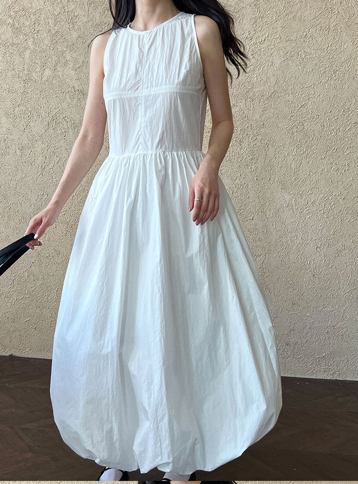 ワンピース 夏 レディース ノースリーブワンピース バルーンワンピース Aライン ロング丈 無地 きれいめ お洒落 高級感 体型カバー 着痩せ シンプル スッキリ カジュアル オフィス 通勤 OL ロングワンピ 送料無料 ゆったり 美シルエット デイリー