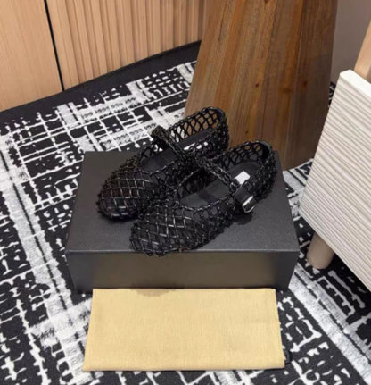 サンダル メッシュ パンプス レディース ぺたんこ フラット ペタンコ ストラップ シューズ 透かし編 本革 ナイロン 夏コーデサンダル スリッパ サマー 夏 春 靴 軽い 柔らかい 歩きやすい 疲れにくい 痛くない 大人 上品 パーティ ビーチ お出かけ