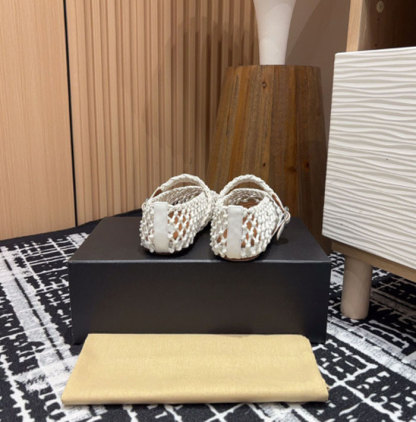 サンダル メッシュ パンプス レディース ぺたんこ フラット ペタンコ ストラップ シューズ 透かし編 本革 ナイロン 夏コーデサンダル スリッパ サマー 夏 春 靴 軽い 柔らかい 歩きやすい 疲れにくい 痛くない 大人 上品 パーティ ビーチ お出かけ