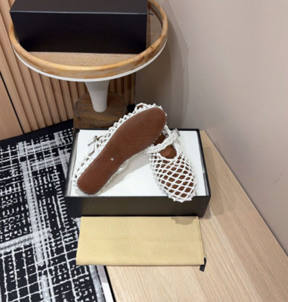 サンダル メッシュ パンプス レディース ぺたんこ フラット ペタンコ ストラップ シューズ 透かし編 本革 ナイロン 夏コーデサンダル スリッパ サマー 夏 春 靴 軽い 柔らかい 歩きやすい 疲れにくい 痛くない 大人 上品 パーティ ビーチ お出かけ