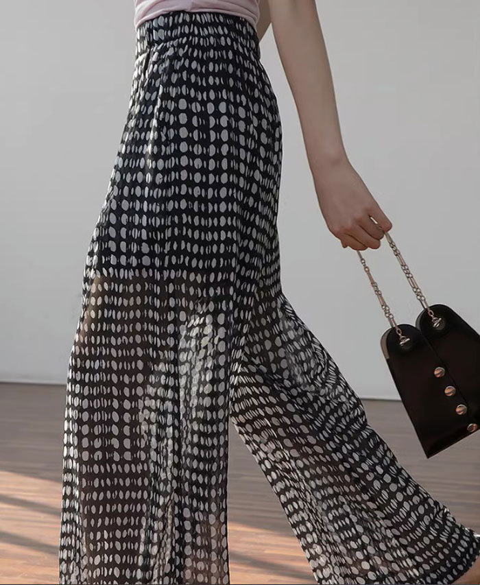 ワイドパンツ レディース きれいめ 夏 シフォン ボトムス シフォンパンツ ドット ガウチョパンツ ガウチョ 薄手 ロングパンツ ロング シアー 透け感 大きいサイズ ウエストゴム 涼しい 楽ちん ゆったり 水玉 着瘦せ 美脚 大人 体型カバー リゾート ひんやり