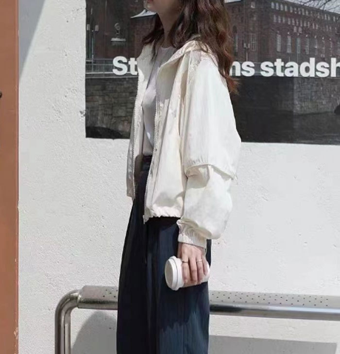 uvカット パーカー レディース uvパーカー 春 夏 カーディガン ショート丈 大人可愛い 薄手 涼しい アウター ゆったり ライトアウター 長袖パーカー フード付き ジャケット 羽織り 紫外線対策 トップス 長袖 通気性 羽織 無地 冷房対応 可愛 UV対策 日焼け止め