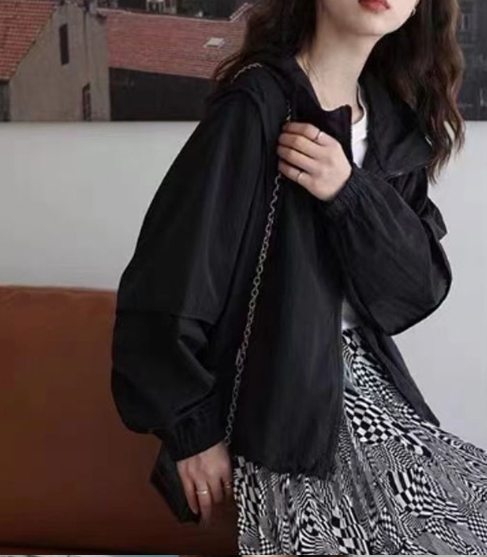 uvカット パーカー レディース uvパーカー 春 夏 カーディガン ショート丈 大人可愛い 薄手 涼しい アウター ゆったり ライトアウター 長袖パーカー フード付き ジャケット 羽織り 紫外線対策 トップス 長袖 通気性 羽織 無地 冷房対応 可愛 UV対策 日焼け止め