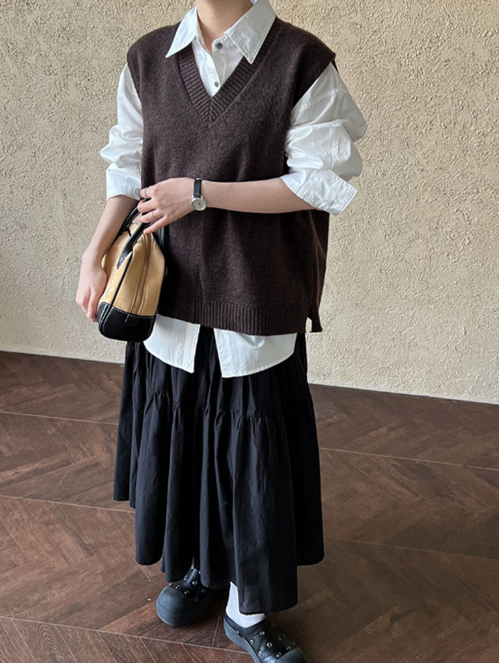 ニットベスト レディース ベスト ジレ 大きいサイズ ゆったり Vネック 無地 トップス ノースリーブ セーター ゆる きれいめ レイヤード 重ね着 ゆったり 柔らか 体型カバー カジュアル 大人 キレイめ 通勤 オフィス 春秋冬