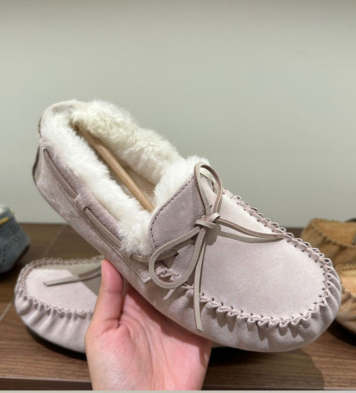 モカシン ローファー スリッポン レディース 秋冬 羊毛 ウール モカシンスニーカー フラット ローヒール コインローファー ファー 痛くない ふわふわ 防寒 あたたかい ファー おしゃれ 22.0cm 25.0cm 歩きやすい 疲れにくい
