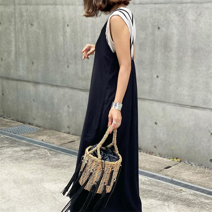 <br>キャミワンピース サロペット ワンピース レディース 秋 夏 黒 ジャンパースカート ベーシック ゆったり 無地 体型カバー 大きいサイズ キャミ ロングワンピース ロング丈 キャミソール オールシーズン 春夏秋冬 送料無料