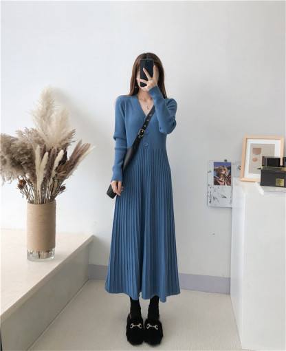 <br>ニットワンピース リブニットワンピース ワンピース レディース リブ ニットワンピ マキシ丈 ボタン Aライン きれいめ 上品 大人 ブラック 2023秋冬新作  秋冬 Vネック 長袖 ブラック きれいめ ハイウエスト プリーツ 体型カバー 送料無料