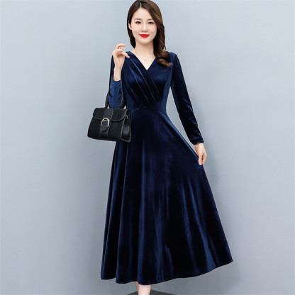 <br>ロングワンピース ベロア レディース ワンピース ベルベット ベロアワンピ 長袖 ロング丈 大きいサイズ 体型カバー あったか 暖かい Vネック ミモレ ゆったり カジュアル 大人 着痩せ 30代 40代 50代 春 秋 冬 きれいめ 無地 送料無料