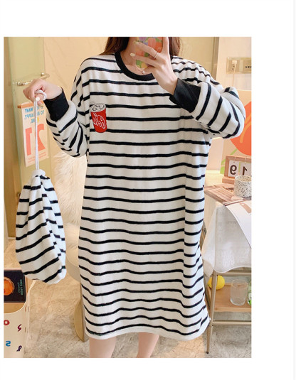 <br>ルームウェア レディース ワンピース もこもこ 冬 可愛い 長袖 パジャマ フリース マイクロファイバー 厚手 ゆったり 部屋着 ポケット付き 2点セット ふわふわ  サックス おそろい 女性 婦人 女の子 パジャマ ママ 送料無料