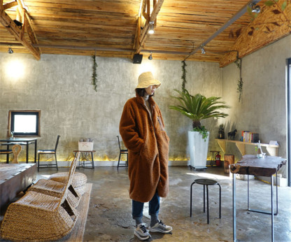 <br>ボアコート フェイクファー コート レデイース ボア ボアブルゾン 防寒コート ロング丈 冬 長袖 ゆったり 軽量 防風 防寒 ふんわり 暖かい あったか 柔らかい きれいめ カジュアル 秋冬 ビッグシルエット 体型カバー 厚手 送料無料 黒 ブラック