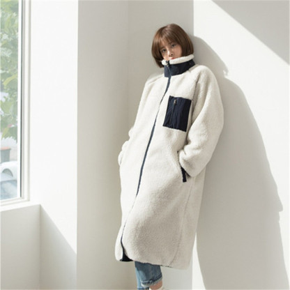 <br>ボアコート フェイクファー コート レデイース ボア ボアブルゾン 防寒コート ロング丈 冬 長袖 ゆったり 軽量 防風 防寒 ふんわり 暖かい あったか 柔らかい きれいめ カジュアル 秋冬 ビッグシルエット 体型カバー 厚手 送料無料 黒 ブラック