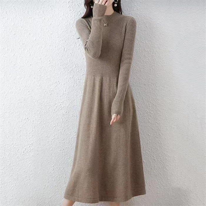 <br>ニットワンピース リブニットワンピース ワンピース レディース リブ ニットワンピ マキシ丈 Aライン きれいめ 上品 大人 ブラック 2023秋冬新作  秋冬 Vネック 長袖 きれいめ ハイウエスト プリーツ 体型カバー 送料無料