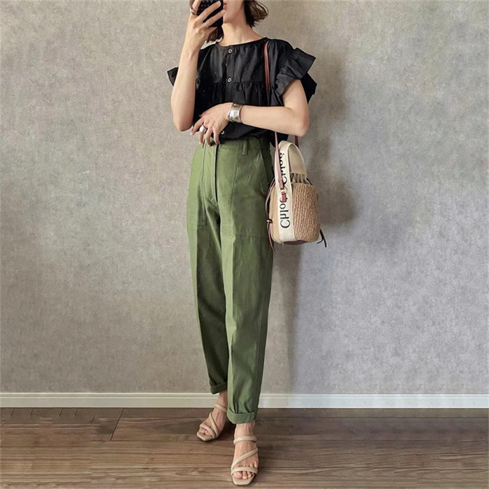 シャツ　ブラウス　シャツ　半袖　フリル付き　可愛い　レディース　シャツ　ベーシック　トップス　無地　薄め　体型カバー　カジュアル　リラックス　大きいサイズ　30代　40代　50代　春夏　コーデ易い