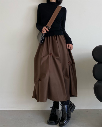 <br>スカート ロング レディース 黒 大きいサイズ フレアスカート フレア バルーンスカート ボトムス 春 秋 春物 ロングスカート ミモレ丈 シンプル きれいめ 大人 可愛い ブラック カジュアル 花柄 デザイン感 裏地有り 大人可愛い 送料無料