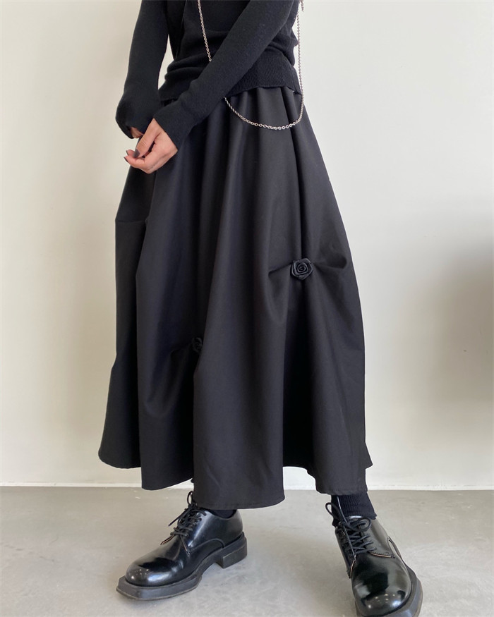 <br>スカート ロング レディース 黒 大きいサイズ フレアスカート フレア バルーンスカート ボトムス 春 秋 春物 ロングスカート ミモレ丈 シンプル きれいめ 大人 可愛い ブラック カジュアル 花柄 デザイン感 裏地有り 大人可愛い 送料無料