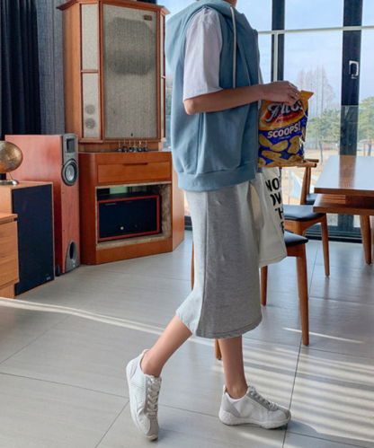 パーカーベスト ベスト パーカー レディース 春 秋 前開き トップス フード付き ジップアップ ノースリーブ ゆったり カットソーベスト 重ね着 レイヤード スウェット アウター お洒落 カジュアル 体型カバー