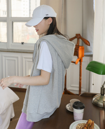 パーカーベスト ベスト パーカー レディース 春 秋 前開き トップス フード付き ジップアップ ノースリーブ ゆったり カットソーベスト 重ね着 レイヤード スウェット アウター お洒落 カジュアル 体型カバー