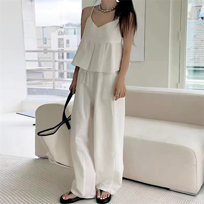 セットアップ ペプラムキャミソール ワイドパンツ ハイウエスト カジュアル 大人可愛い お出かけ 旅行 デート 女子会 人気 韓国ファッション 春夏 レディース フレア裾