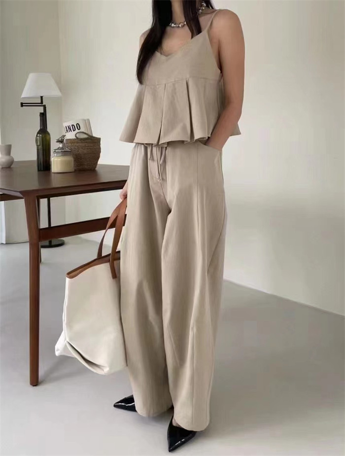 セットアップ ペプラムキャミソール ワイドパンツ ハイウエスト カジュアル 大人可愛い お出かけ 旅行 デート 女子会 人気 韓国ファッション 春夏 レディース フレア裾