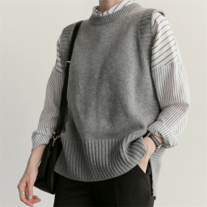 <br>ニットベスト レディース オーバーサイズ Vネック ケーブル編み トップス ベスト ニット チョッキ ノースリーブ シンプル 着回し力 体型カバー 普段着 通勤 春 秋 冬 柔らかい ニットタンクトップ レイヤード風 無地 大きいサイズ 送料無料