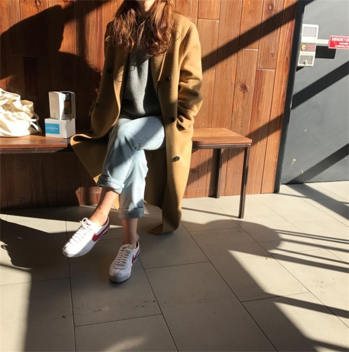 <br>チェスターコート ロングコート レディース ラシャコート 秋冬 コート ロング丈 アウター ラシャ 黒 ブラック ゆったり 大きいサイズ 通勤 OL 上品 おしゃれ 大人 冬物 送料無料 チェスター きれいめ 冬 秋 ロング 長袖 厚手 無地 暖かい