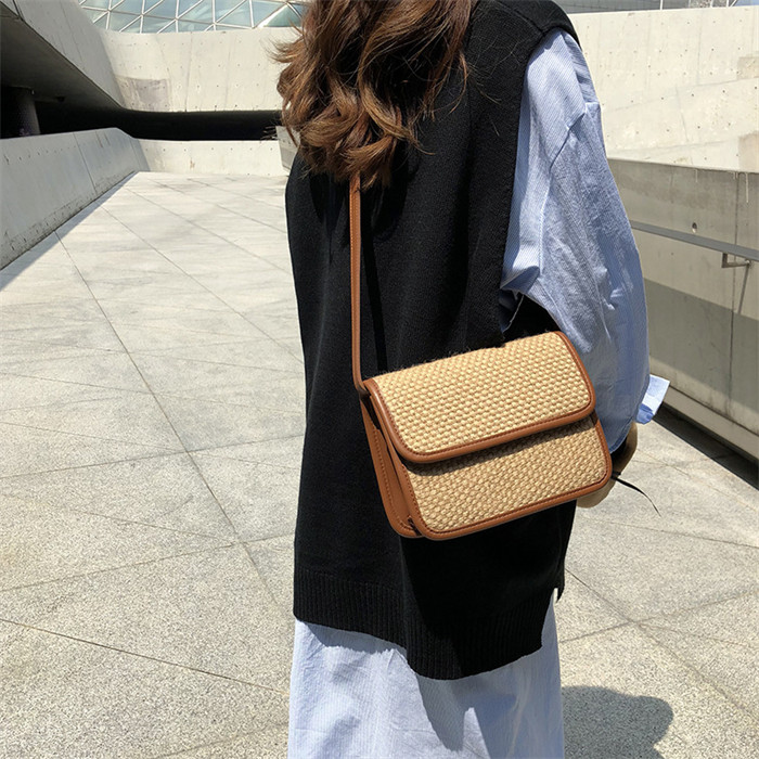 <br>ニットベスト レディース 春 秋 プルオーバー ベスト 春秋 ニット ベスト 春ベスト おしゃれ 着回し トップス 体型カバー ノースリーブ シンプル カジュアル レイヤード 重ね着 定番 クールネック 上着 伸縮性 無地 大きいサイズ 送料無料