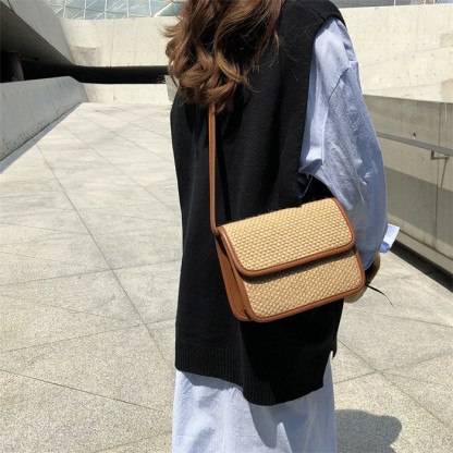 <br>ニットベスト レディース 春 秋 プルオーバー ベスト 春秋 ニット ベスト 春ベスト おしゃれ 着回し トップス 体型カバー ノースリーブ シンプル カジュアル レイヤード 重ね着 定番 クールネック 上着 伸縮性 無地 大きいサイズ 送料無料