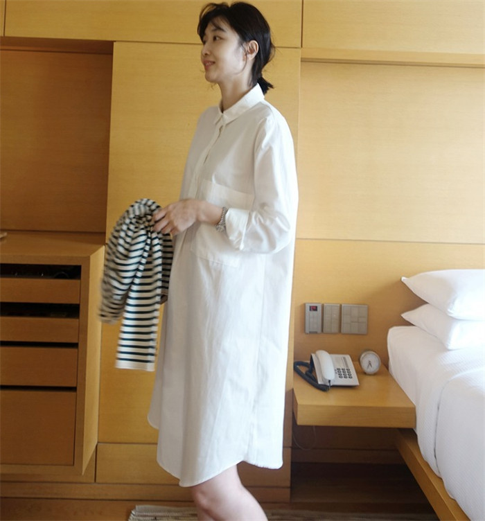 <br>シャツワンピース 大きいサイズ レディース 白シャツ チュニック ロングシャツ チュニックワンピース 長袖 ゆったり 春 オフィス ビジネス 通勤 おしゃれ きれいめ 膝丈 スタンドカラー 無地 オーバーサイズ 羽織り 体型カバー カジュアル  送料無料